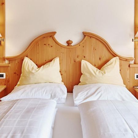 Bed and Breakfast La Ciano Corvara In Badia Exterior foto
