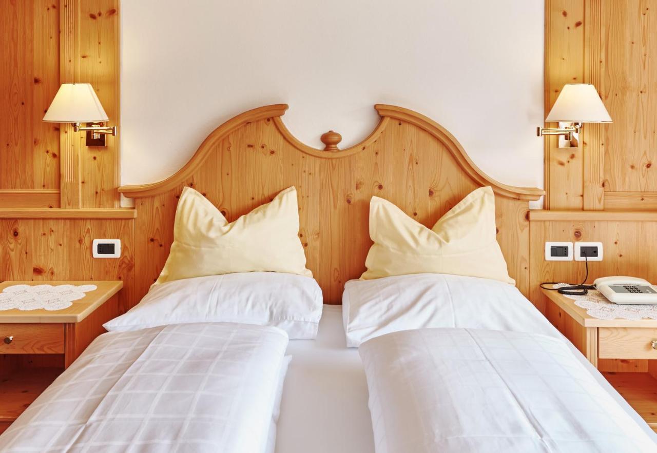 Bed and Breakfast La Ciano Corvara In Badia Exterior foto